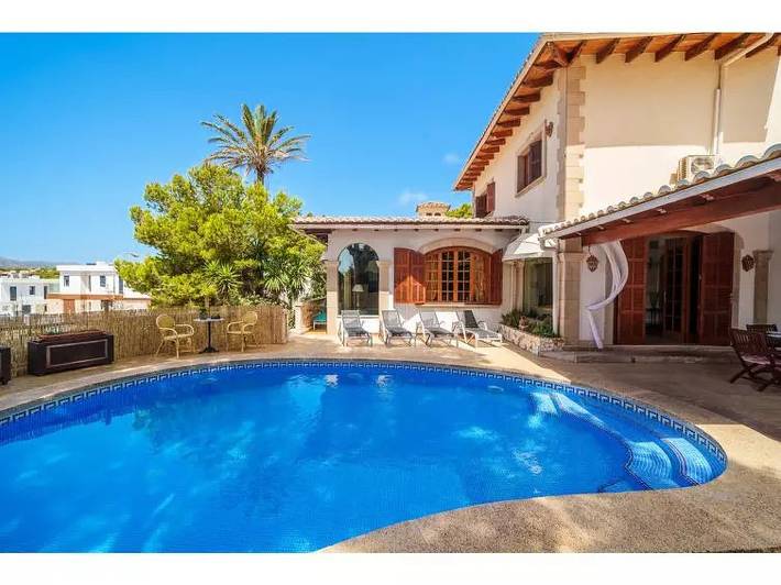 Villa für 11 Personen, mit Pool und Terrasse in Cala Ratjada