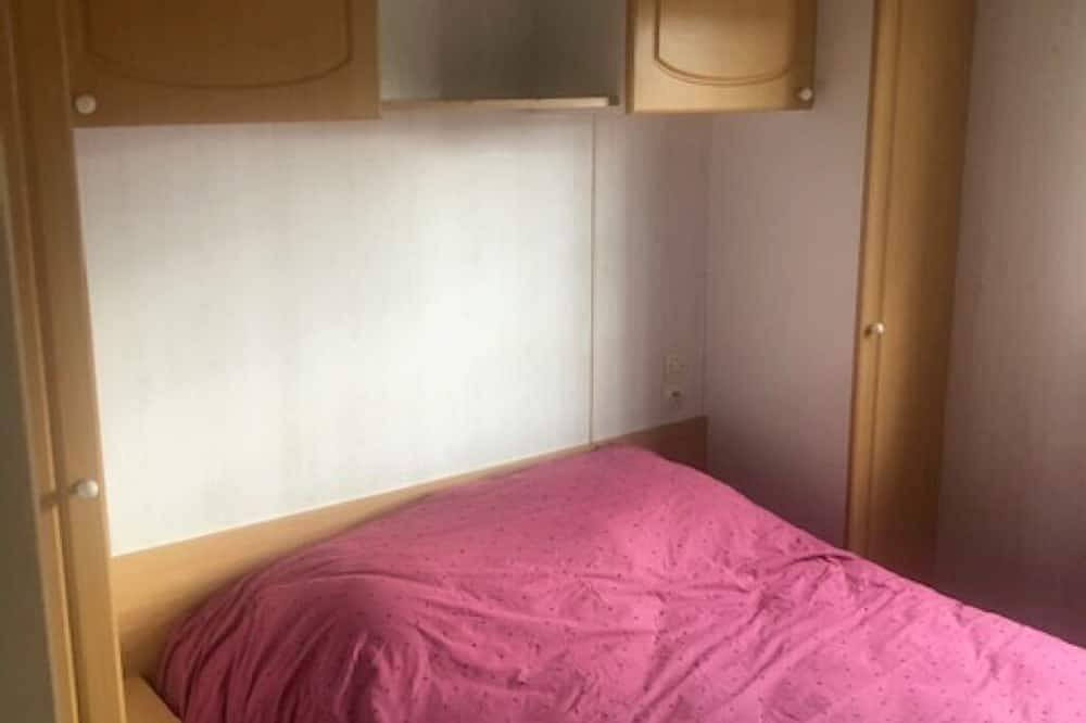 Chalet Pres Du Lac Du Causse in Lissac-sur-Couze, Brive-la-Gaillarde region