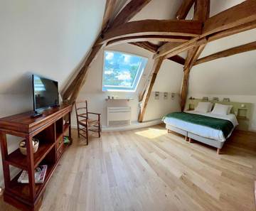 Gîte pour 2 personnes, avec terrasse et jardin à Cour-Cheverny