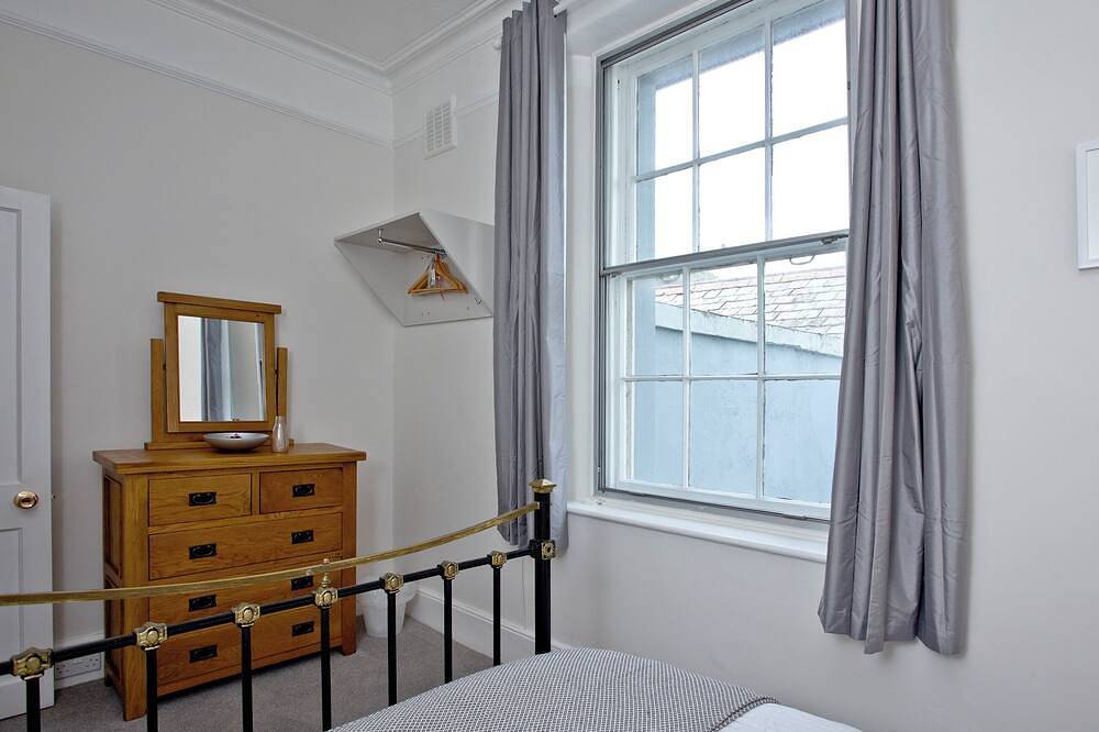 Entire apartment, 1 bedroom accommodation in Newton Abbot in Newton Abbot, Devon