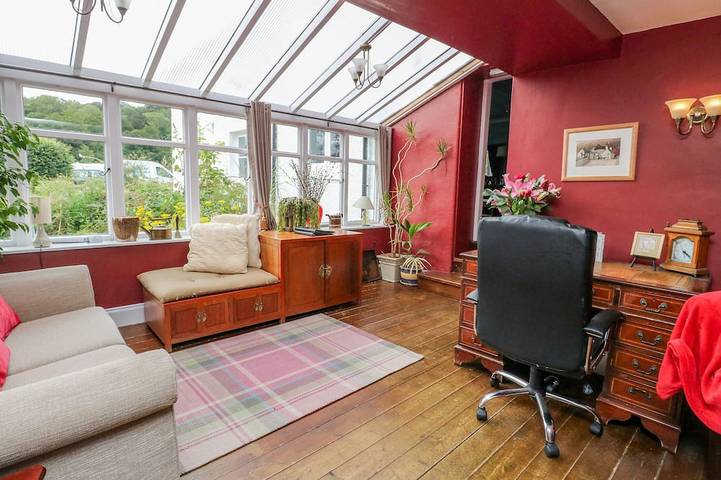 The House At Bridge Of Lochay, pet friendly, with hot tub in Killin in Loch Tay, Stirling und Umgebung