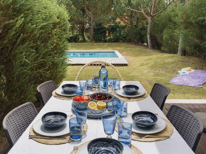 Apartamento de férias para 8 pessoas, com piscina e jardim e ainda varanda em Península de Troia