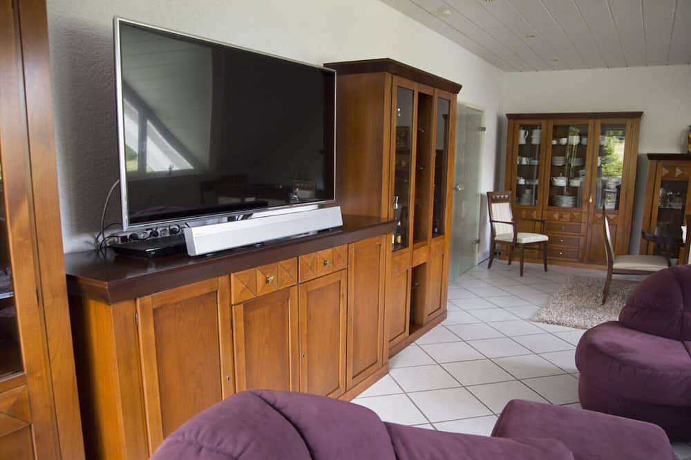 Ganze Wohnung, Apartment im Taunus für 4 Gäste Von Belvilla in Steckenroth, Hohenstein