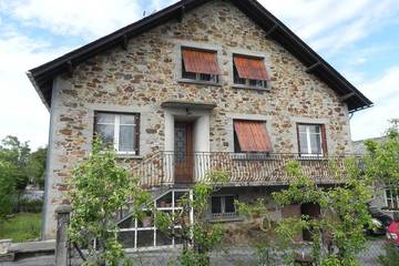 Gîte pour 8 personnes à Sauveterre-de-Rouergue