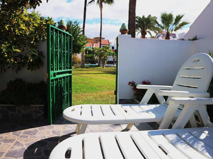 Location de vacances pour 3 personnes, avec piscine ainsi que terrasse et jardin à Costa Adeje - 4