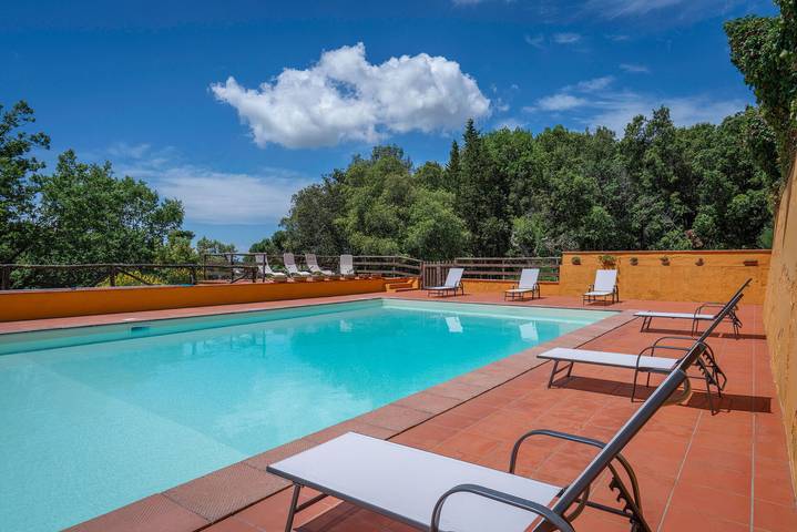 Agriturismo per 12 persone a Chianni