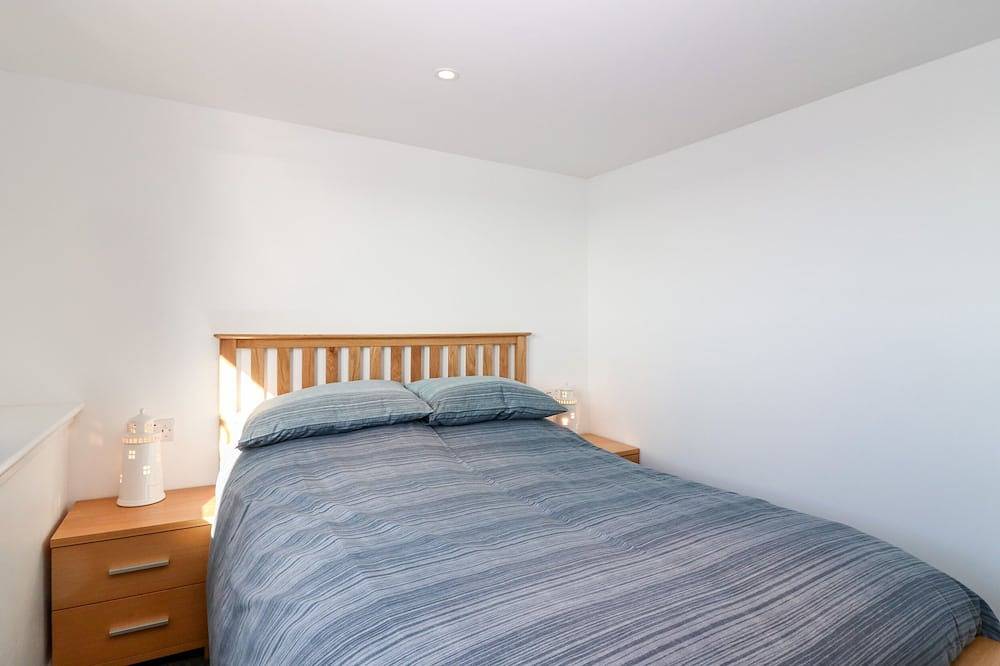 Dolphin Cottage, pet friendly, character holiday cottage in Banff in Banff, Aberdeenshire