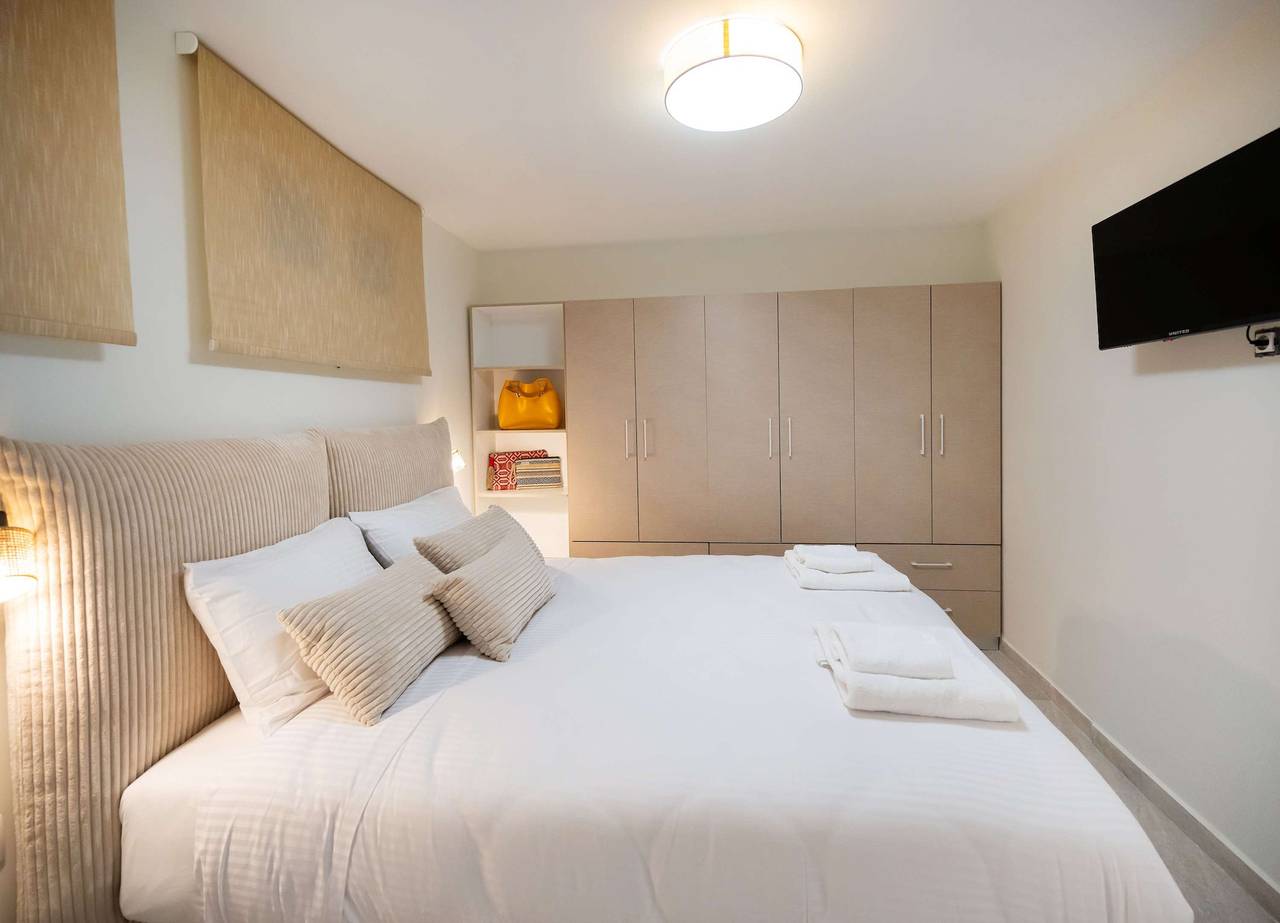 Ganze Wohnung, Boukamvillia Apartment, just 500m from Nidri Beach in Nydri, Griechenland