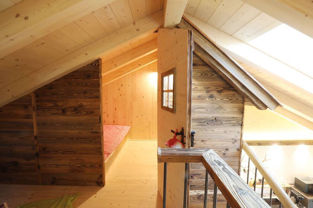 Ganze Wohnung, Excl. vacation apartment - five Dtv stars - direct sauna access - sleeping hut for children in Bad Heilbrunn, Tölzer Land