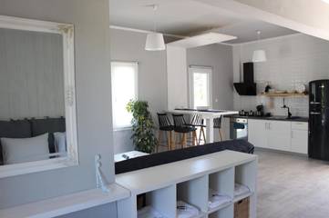 Gîte pour 4 personnes, avec jardin et vue dans Ormos Panagias