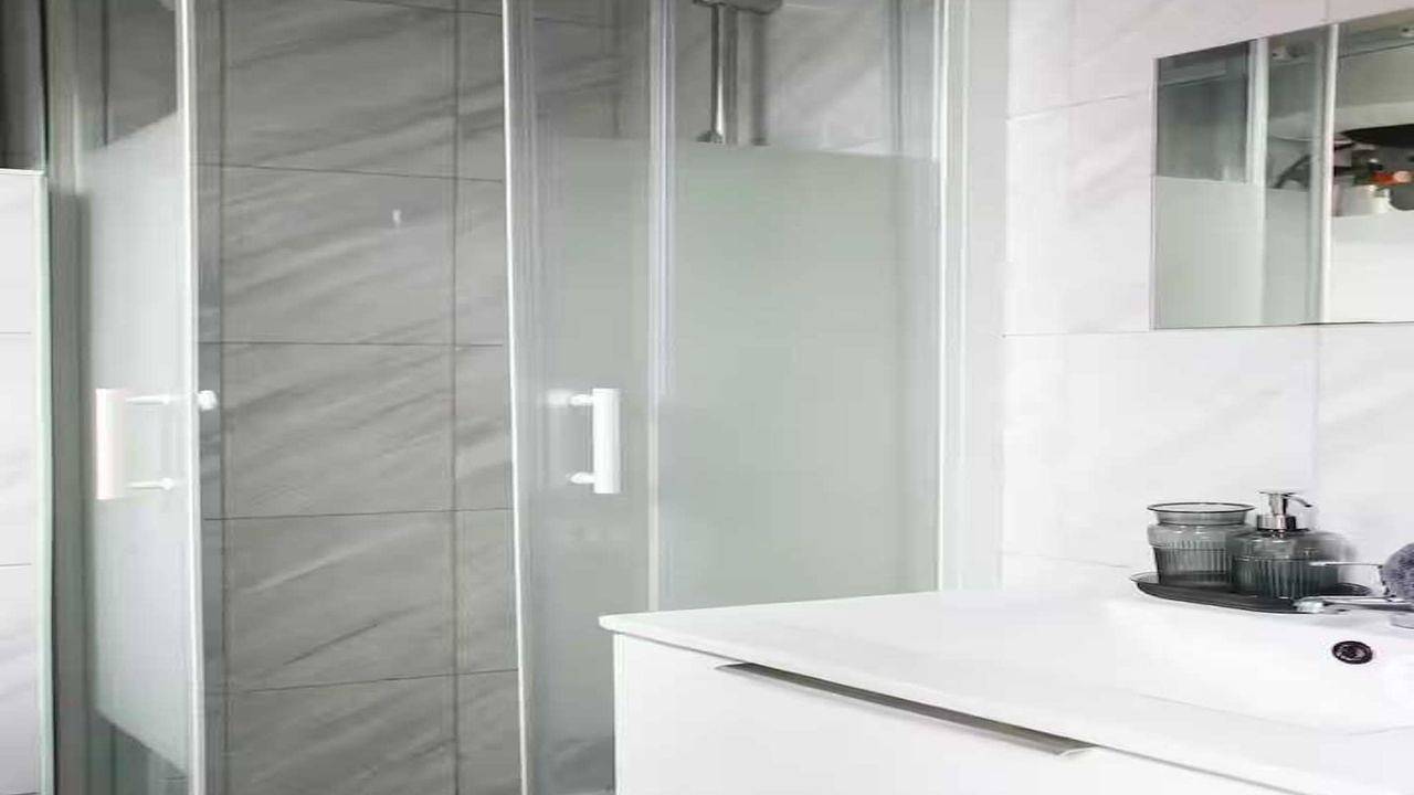 Apartamento vacacional entero, Ferienwohnung für 2 Personen (18 m²) in Clichy in Clichy, Altos del Sena