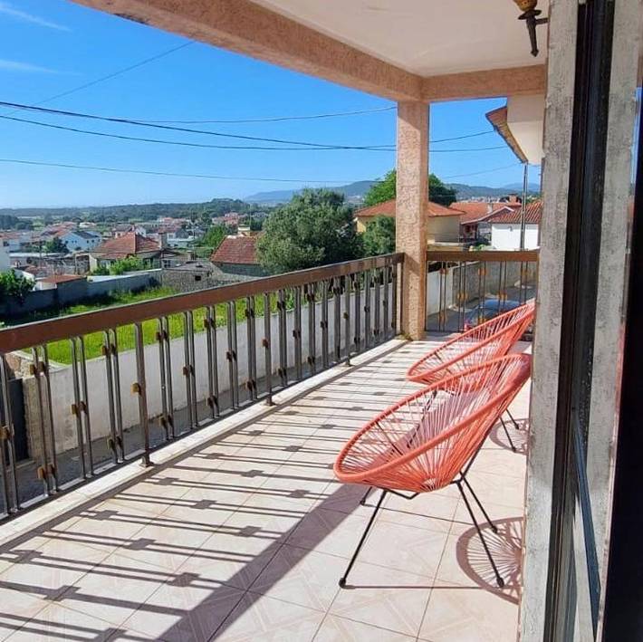 Location de vacances pour 2 personnes, avec balcon et vue dans Belinho