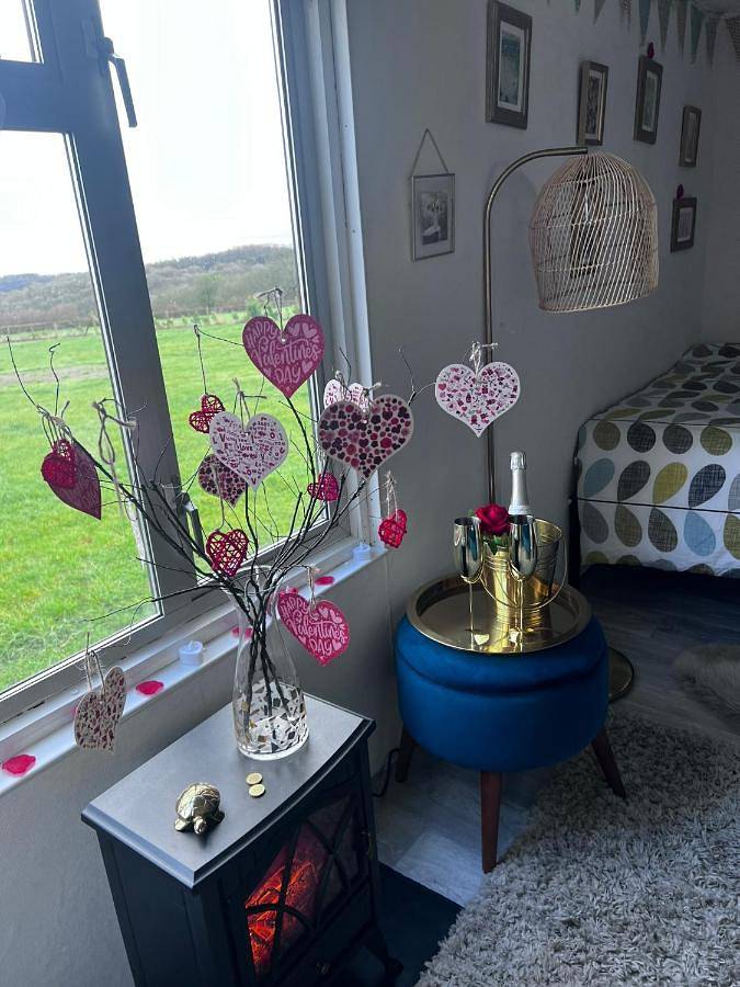 Double Room in Aston Clinton, Chiltern Hills