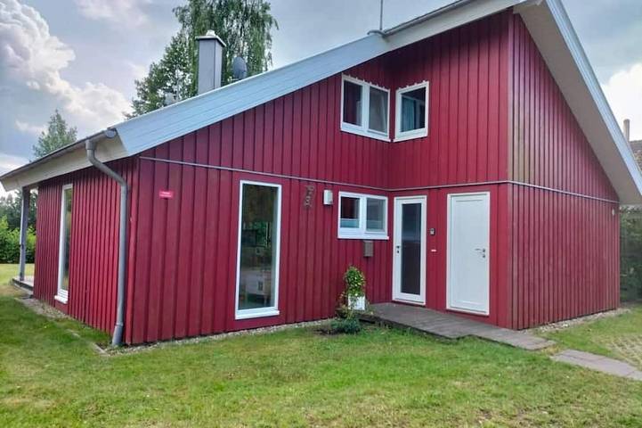 Neu! Ferienhaus am See inkl. Sauna in Twist, Landkreis Emsland