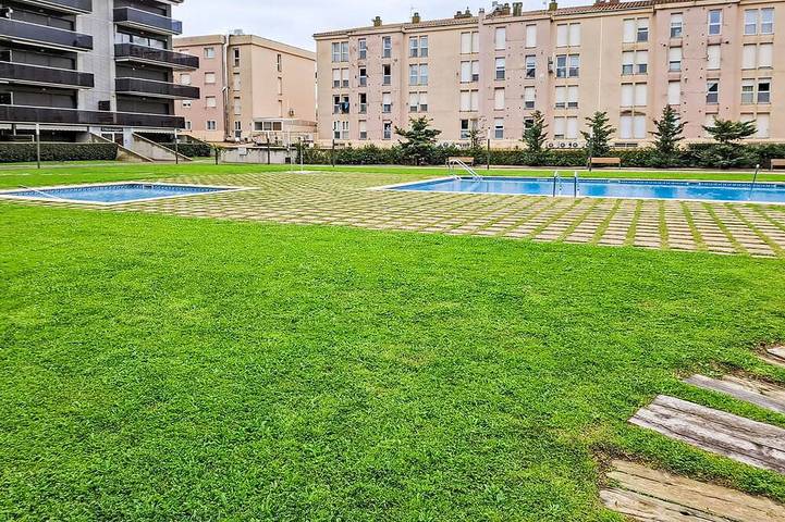 Appartement de vacances pour 6 personnes, avec jardin et piscine - 1