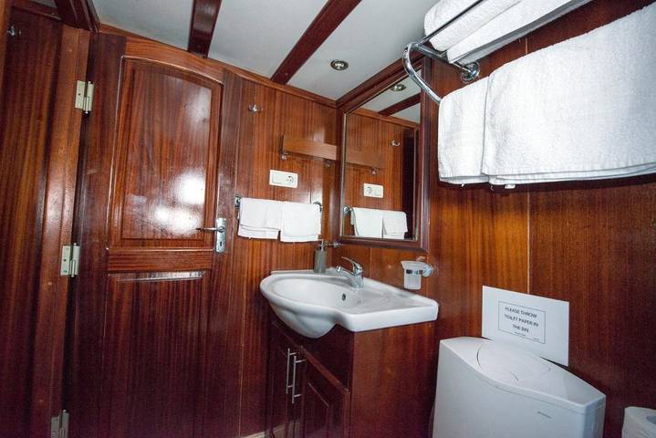 Boot für 2 Personen, mit Terrasse in Italien - 3