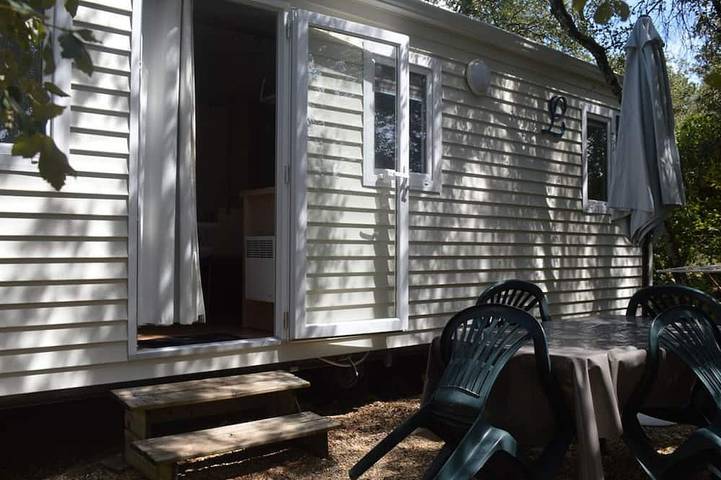 Mobil home pour 4 personnes à Junas