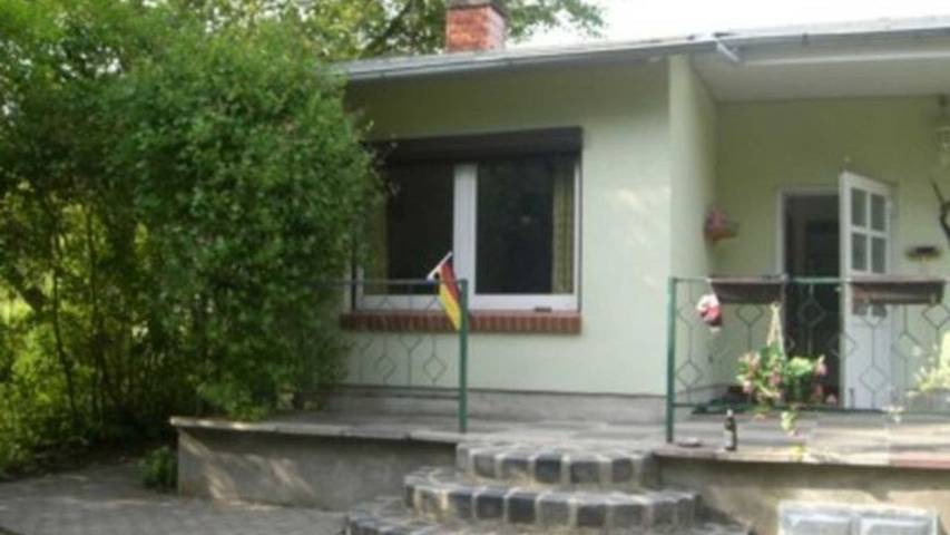 Ferienhaus für 4 Personen, mit Terrasse und Seeblick sowie Garten, kinderfreundlich - 1