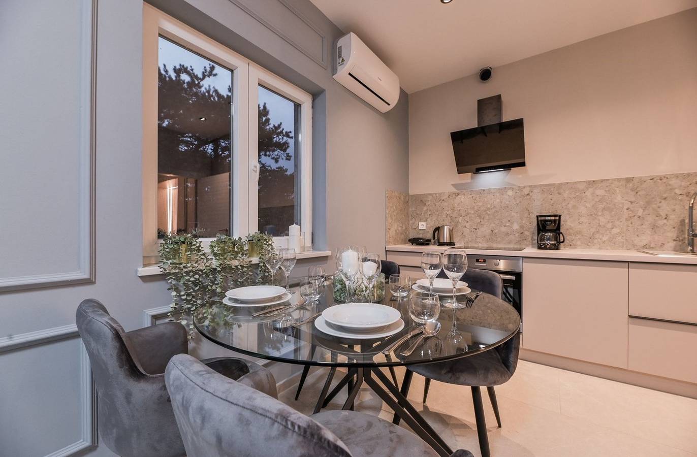 Appartement entier, Modern apartment Lacrima 1 with motorboat in the villa with a pool on Krk. in Silo (Krk), Krk