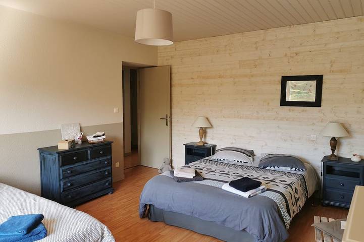 Gîte pour 8 personnes, avec jardin dans Sèvremoine - 3