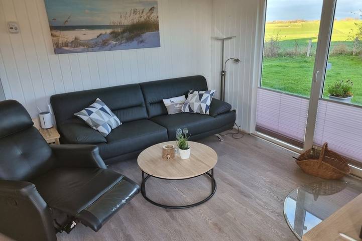 Ferienhaus mit traumhaftem Feldblick umgeben von See, Wald u. Wiesen. Eingezäunt in Schönwalde am Bungsberg, Ostholstein