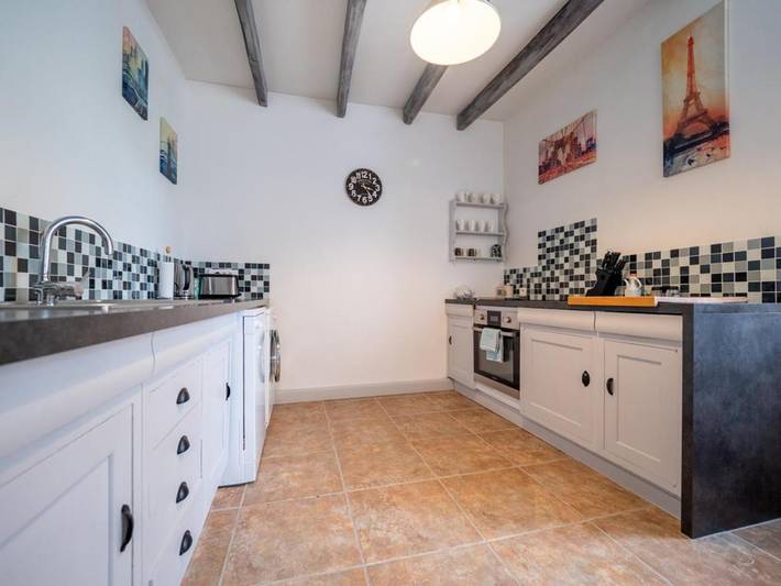 Location de vacances pour 4 personnes, avec jardin ainsi que vue et piscine, animaux acceptés à Montagrier - 2