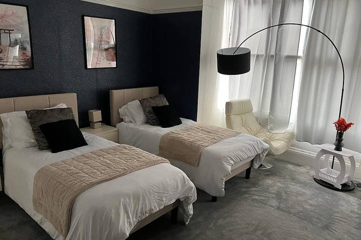 Casa de vacaciones para 14 personas, con terraza y jardín - 1