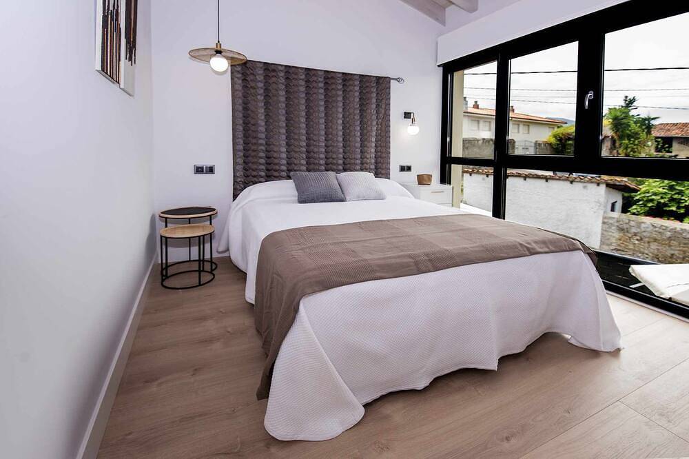 Entire apartment, Adosado-duplex Marea Baja 3 ; Zona Playa, Ideal Familias, Parejas y Amigos in Poo de Llanes, Llanes