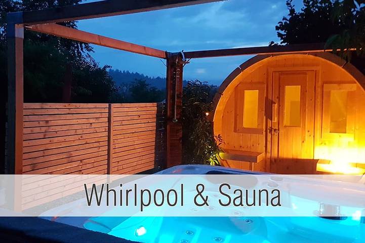 Ferienhaus für 4 Personen, mit Whirlpool und Terrasse sowie Sauna und Garten