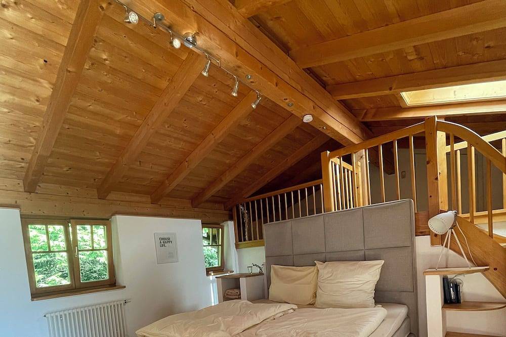 Ganze Wohnung, Schicke, ruhig gelegene Ferienwohnung in Amerang in Amerang, Landkreis Rosenheim