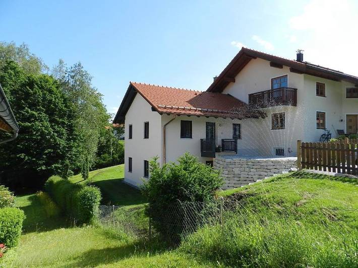 Ferienwohnung für 4 Personen, mit Balkon und Terrasse sowie Garten und Ausblick in Wessobrunn