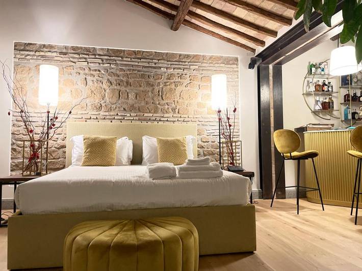 Gîte pour 2 personnes, avec jardin et vue dans Basilique Saint-Pierre - 2