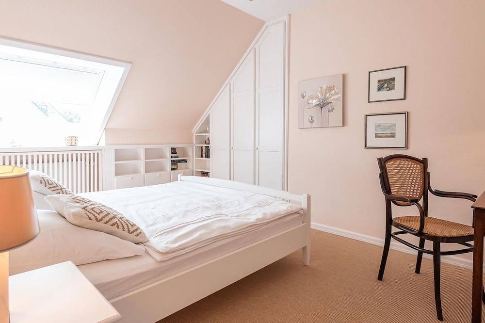 Ganze Wohnung, Käpt`n Nelson, App 10 - Helle 2-Zimmer-Ferienwohnung auf ca. 52 m² Wohnfläche, in Wenningstedt, Sylt