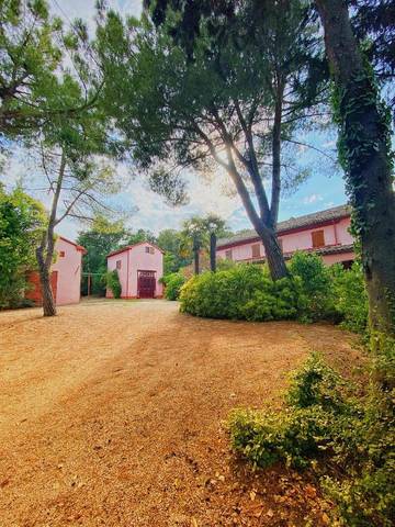 Gîte pour 2 personnes, avec jacuzzi et jardin à Corinaldo