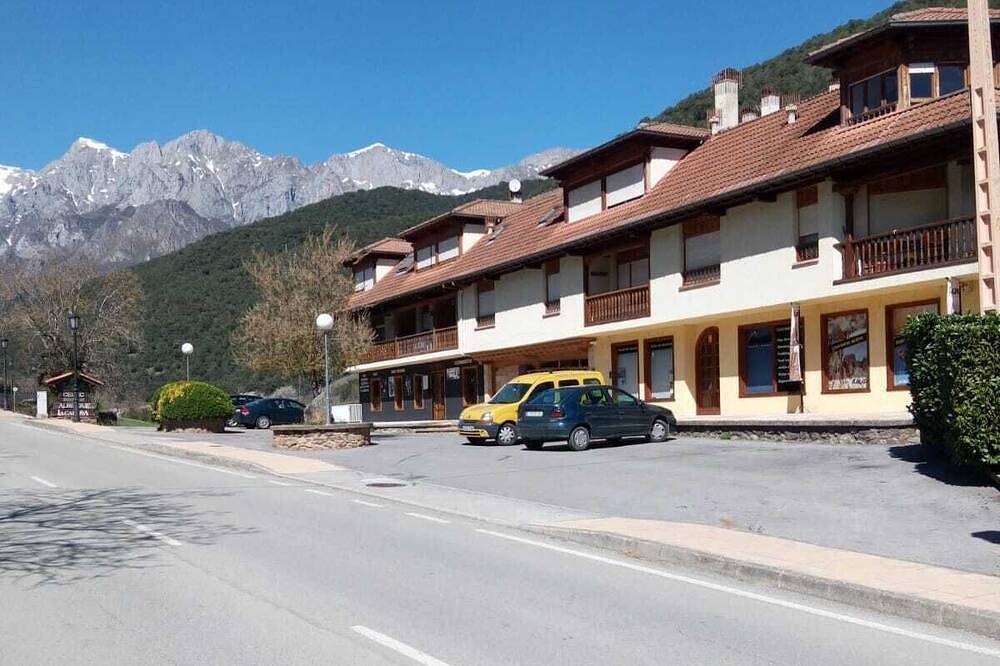 Ganze Wohnung, Apartment-Eigenes Badezimmer-Bergblick-2 pax in Camaleño, Cordillera Cantábrica
