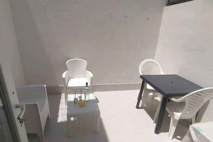 Appartamento intero, Casa Margherita app. Sole a 10 Min. a piedi dalla spiaggia in Marina di Avola, Avola
