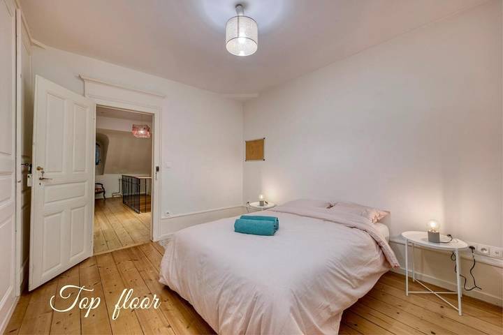 Gîte pour 2 personnes, avec terrasse ainsi que jardin et vue à Ferney-Voltaire - 3