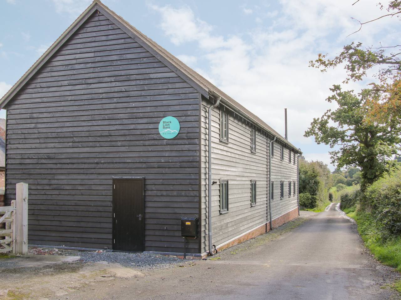Black Lion Barn Retreat in Shropshire Hills