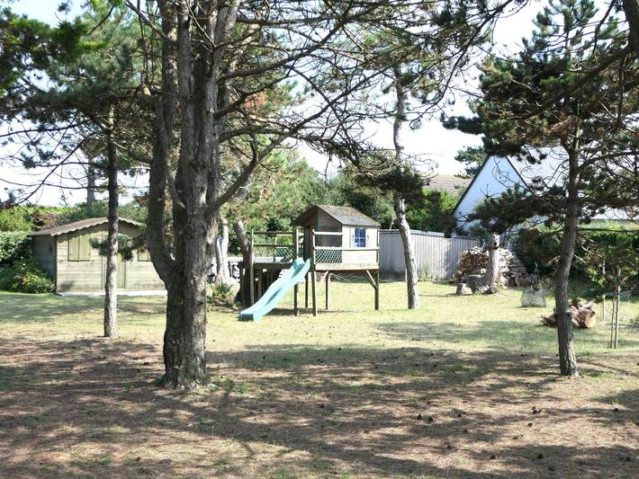 Location de vacances pour 2 personnes, avec jardin et terrasse à Anneville-sur-Mer - 4