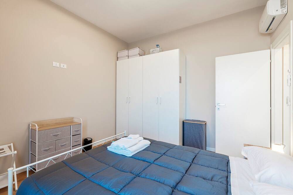 Entire apartment, Casa Carlo in Brescia, Garda Mountains