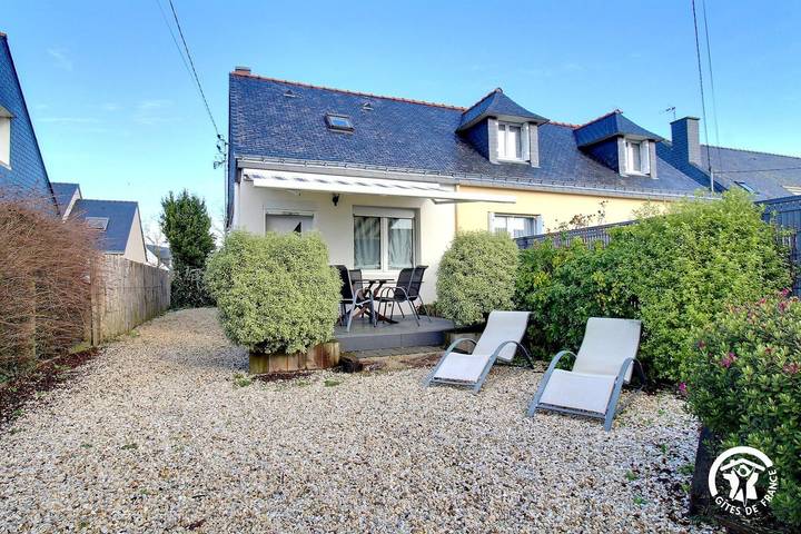 Gîte pour 4 personnes, avec jacuzzi ainsi que terrasse et jardin, animaux acceptés