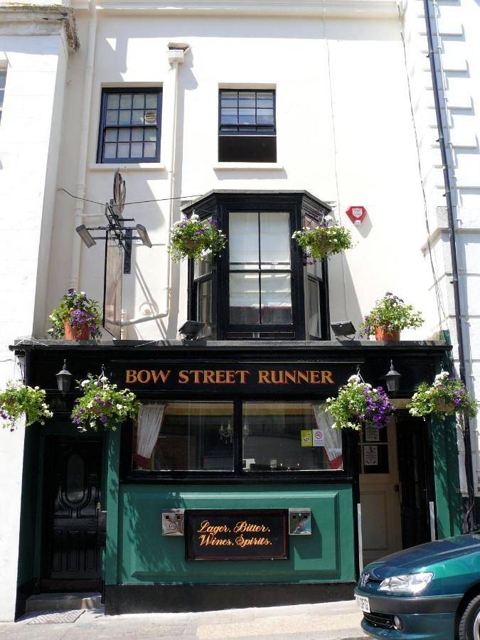 Bow Street Runner in Hove, Brighton