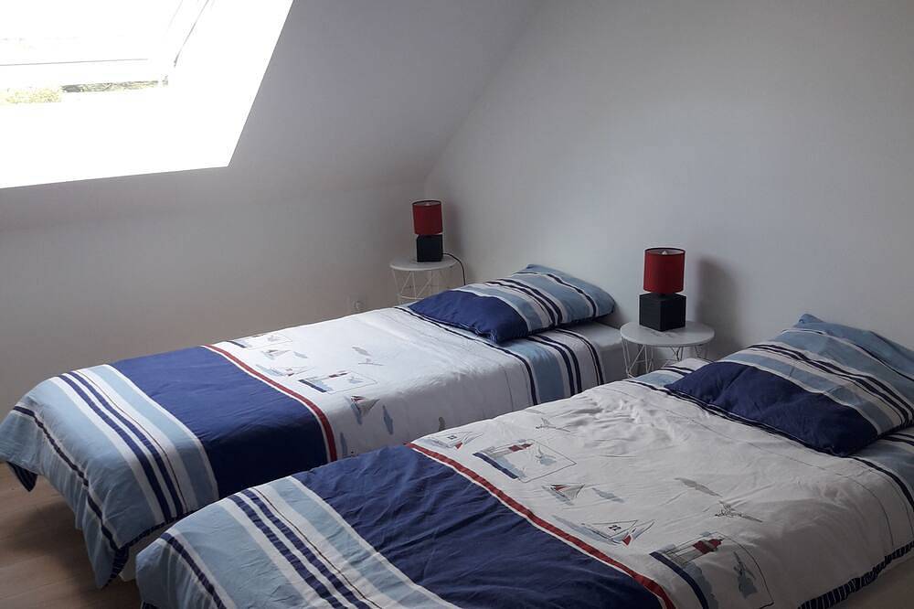 Certified home, 4 bedrooms, very close to Saint-Brieuc. in Ploufragan, Côte de Goëlo