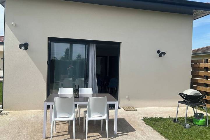 Location de vacances pour 4 personnes dans Chalamont