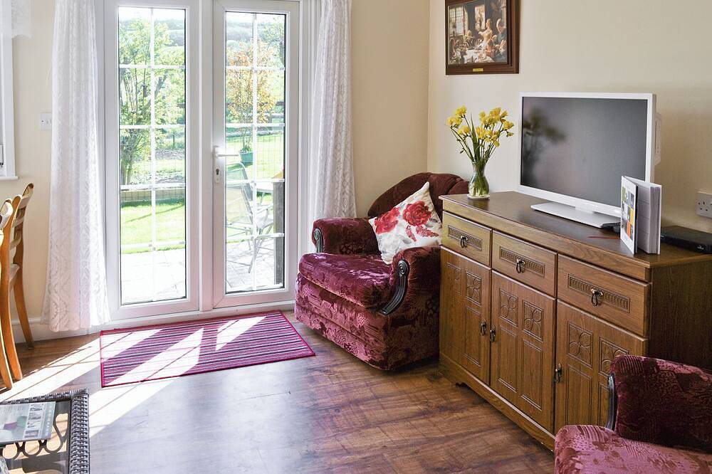 Daisy's Cottage Annexe in Niton and Whitwell, Isle of Wight