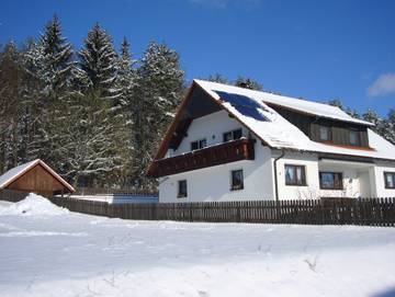 Ferienwohnung für 3 Personen, mit Garten und Balkon in der Fränkische Schweiz
