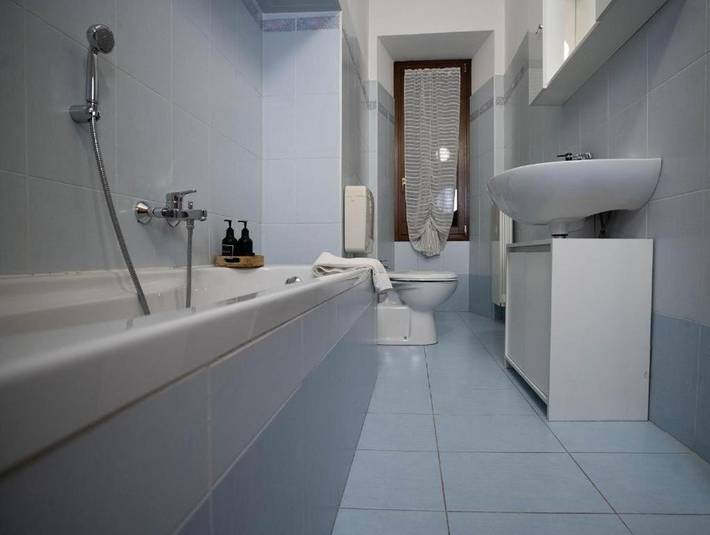 Gîte pour 7 personnes, avec vue et terrasse, animaux acceptés à Tirano - 2