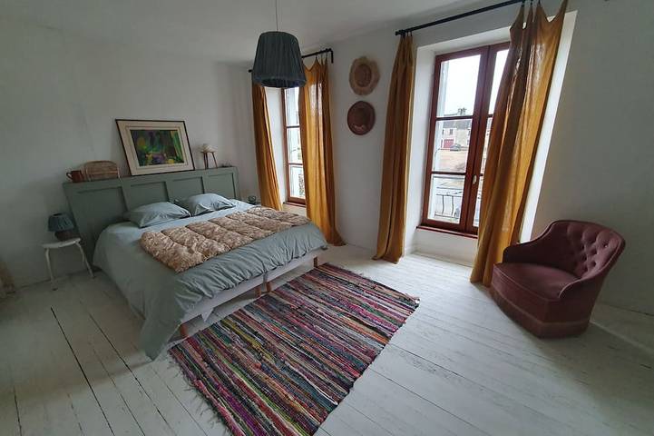 Location de vacances pour 6 personnes, avec jardin à Guerlesquin - 2
