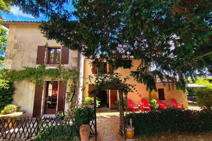 Maison de vacances pour 6 personnes, avec jardin et piscine