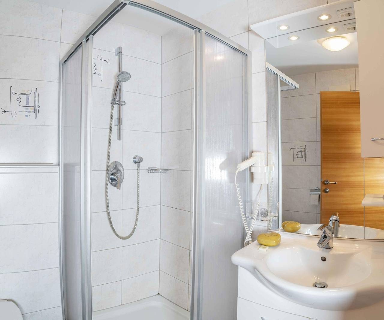 Ganze Ferienwohnung, Appartement Arnika in Stubaier Alpen, Längenfeld